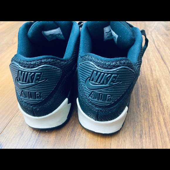 Nike Air Max 90 - Picture 5 of 5